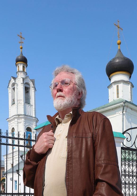 О  ПОЭТЕ  И  ПОЭЗИИ