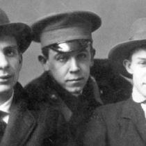 Ивнев, Чернявский, Есенин, 1915г.